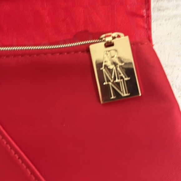 ❌SOLD❌Giorgio Armani Beauty Cosmetics Bag - Picture 5 of 5